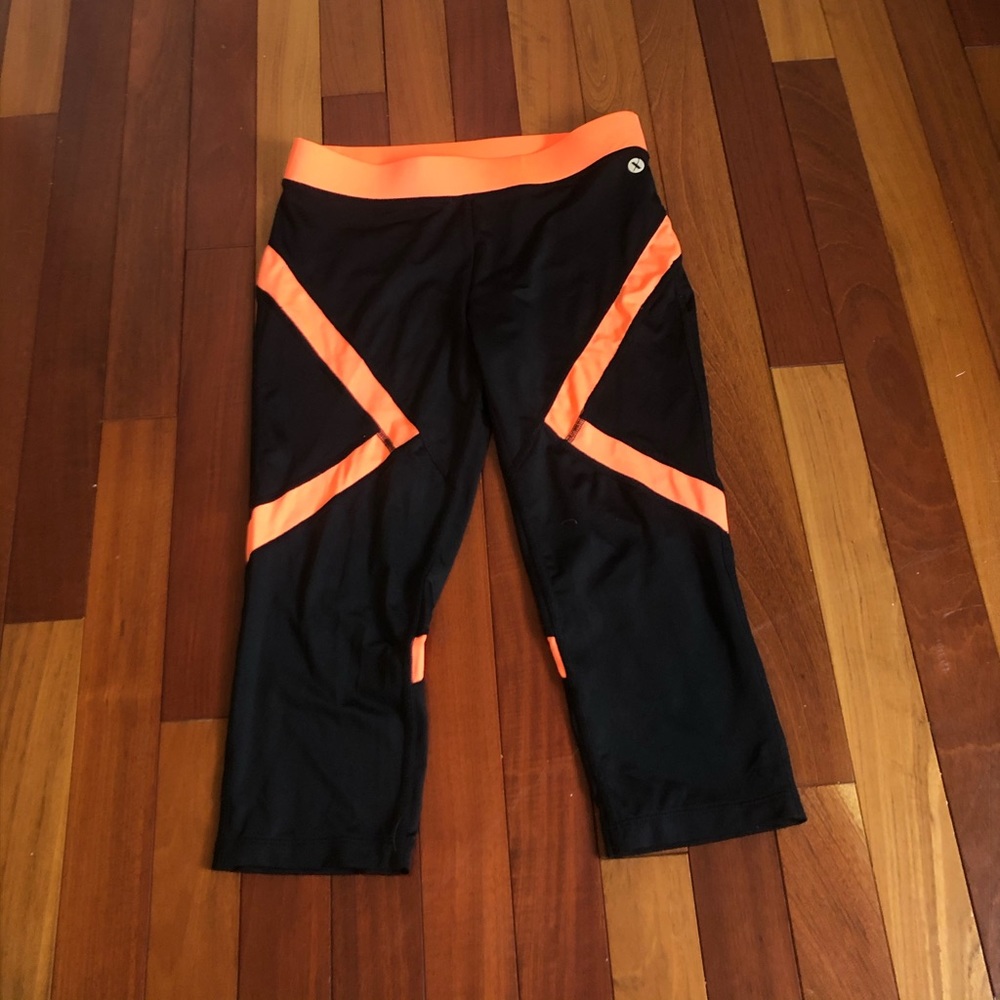 knee-length leggings